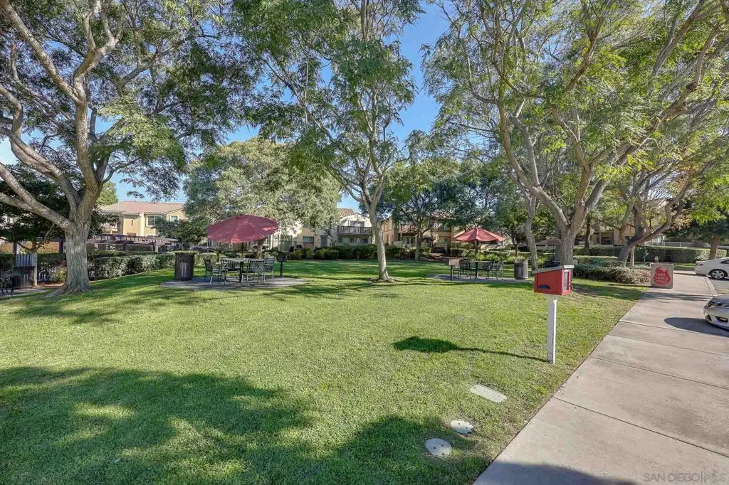 1338 Caminito Fabrizio 73, Chula Vista, California 91915 home-pic-35
