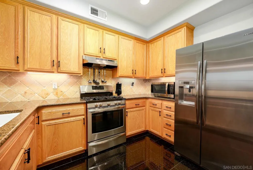 1338 Caminito Fabrizio 73, Chula Vista, California 91915 home-pic-12