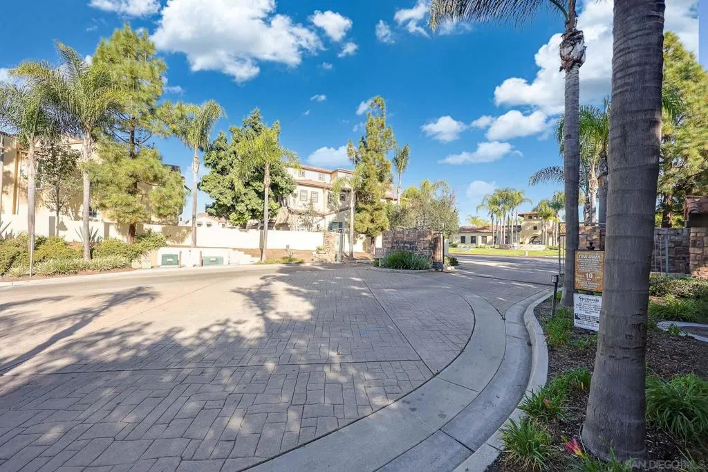 1338 Caminito Fabrizio 73, Chula Vista, California 91915 home-pic-36