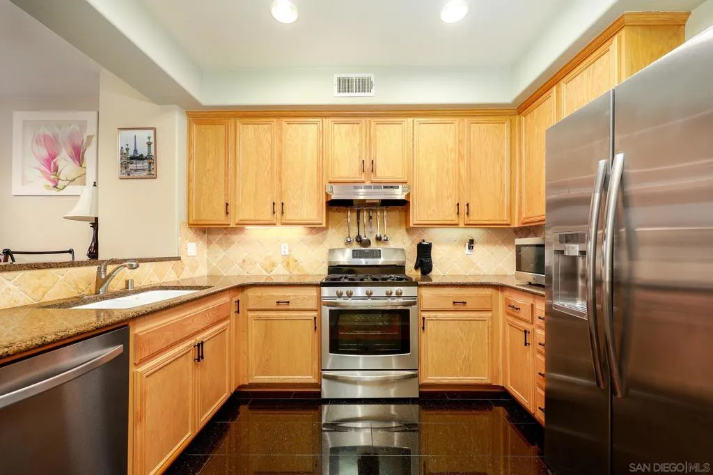 1338 Caminito Fabrizio 73, Chula Vista, California 91915 home-pic-13