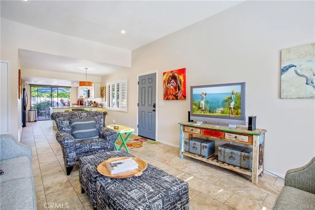 5784 Los Coyotes, Palm Springs, California 92264 home-pic-1