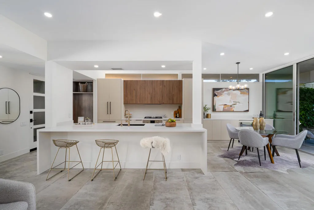 80 Lakeview Drive, Palm Springs, California 92264 home-pic-14