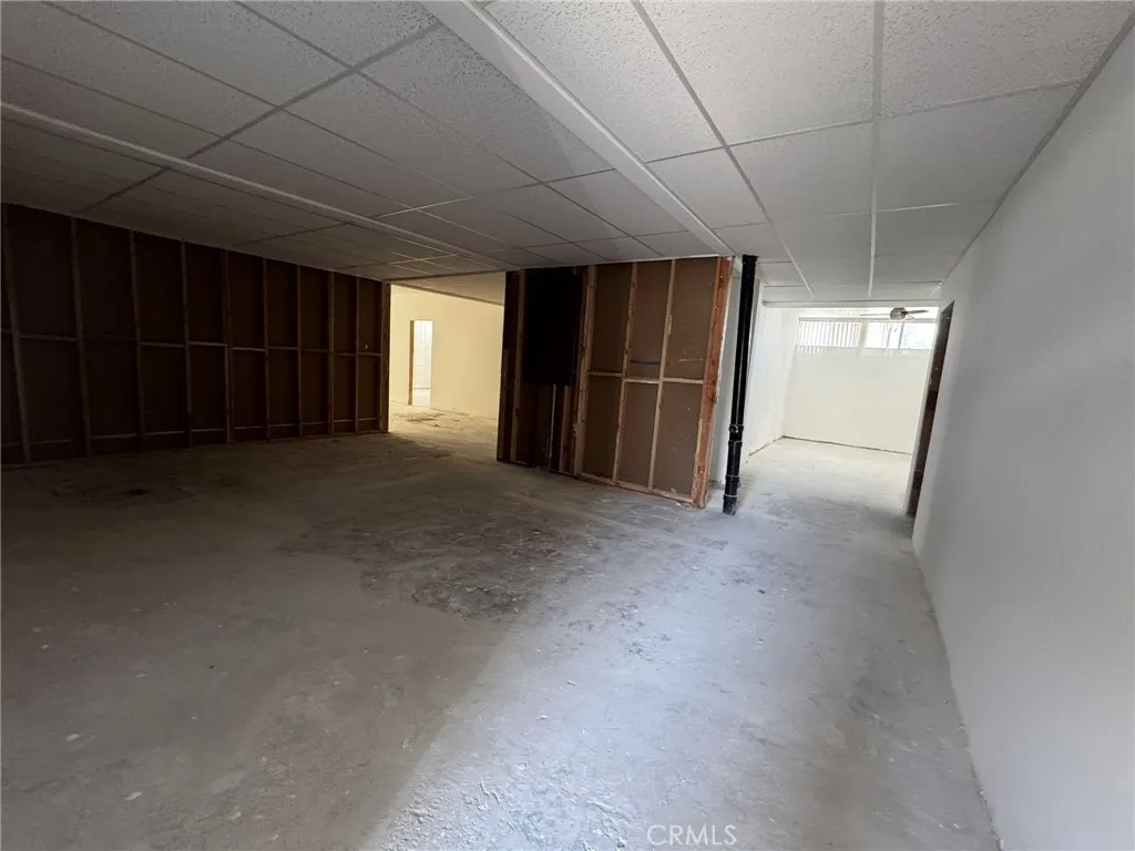 1185 W Grand, Corona, California 92882 home-pic-11