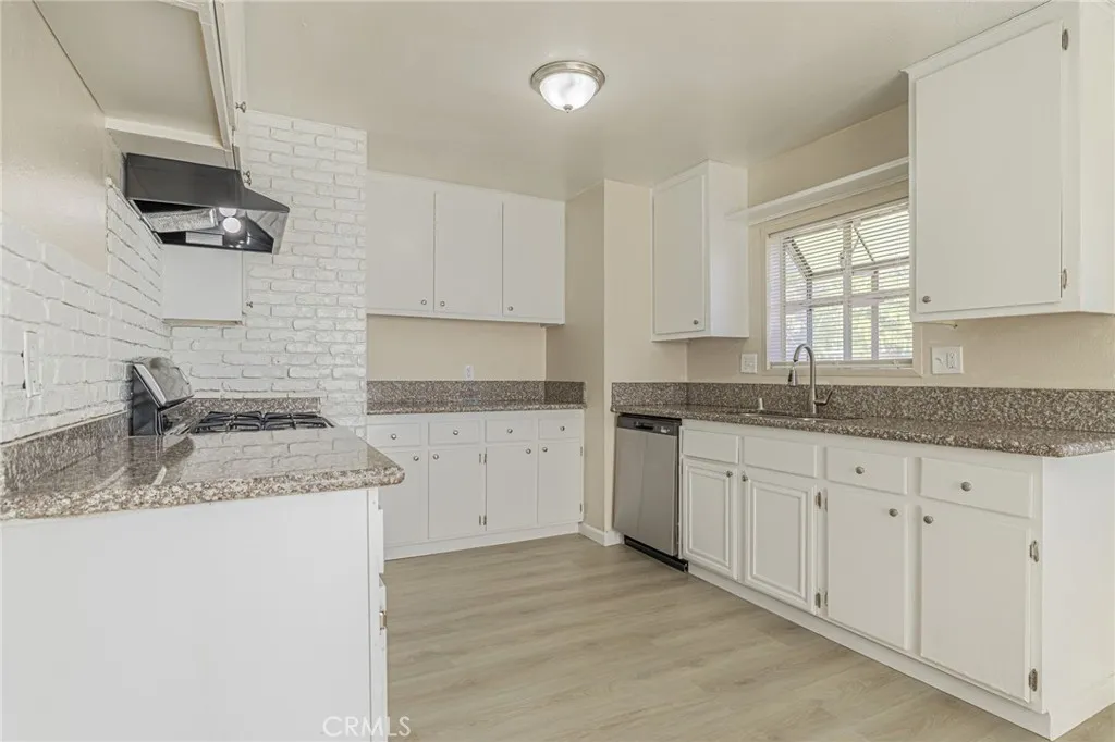 41136 174th E, Lancaster, California 93535 home-pic-15
