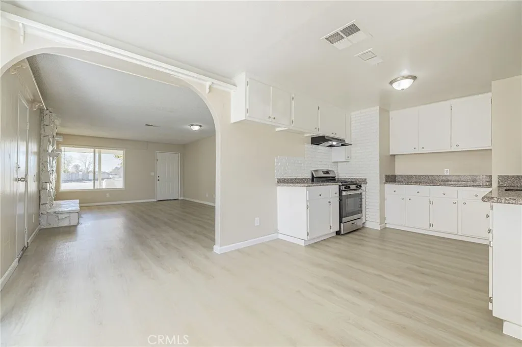 41136 174th E, Lancaster, California 93535 home-pic-14