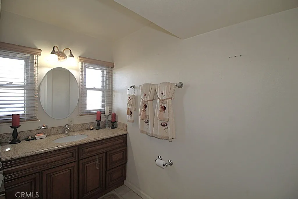 716 S 2nd, Barstow, California 92311 home-pic-17
