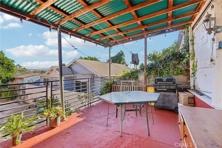1046 N Bonnie Beach Place, Los Angeles, California 90063