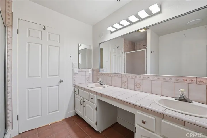658 Glenmore, Glendale, California 91206
