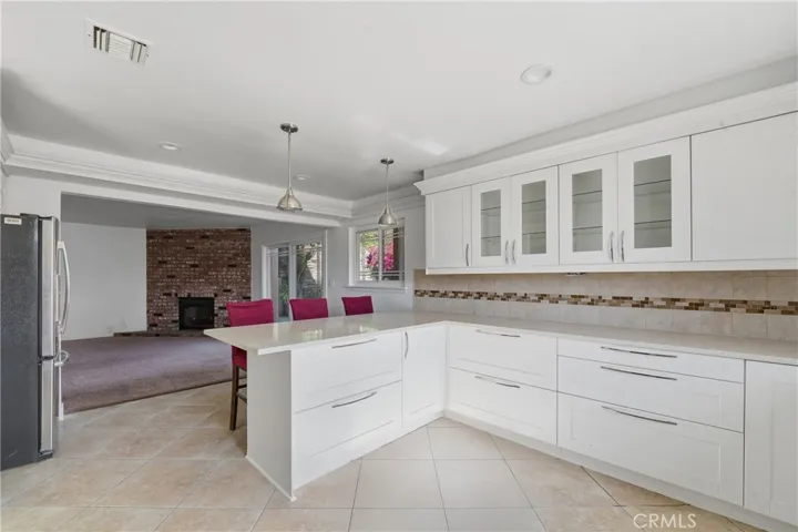 658 Glenmore, Glendale, California 91206