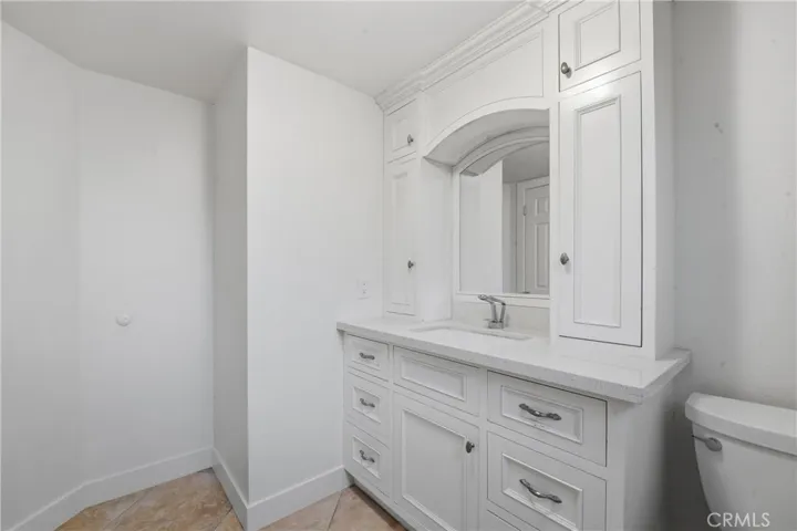 658 Glenmore, Glendale, California 91206