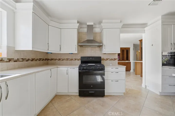 658 Glenmore, Glendale, California 91206