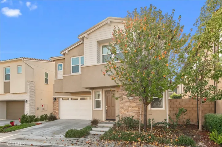 631 Cardona, Lake Forest, California 92630