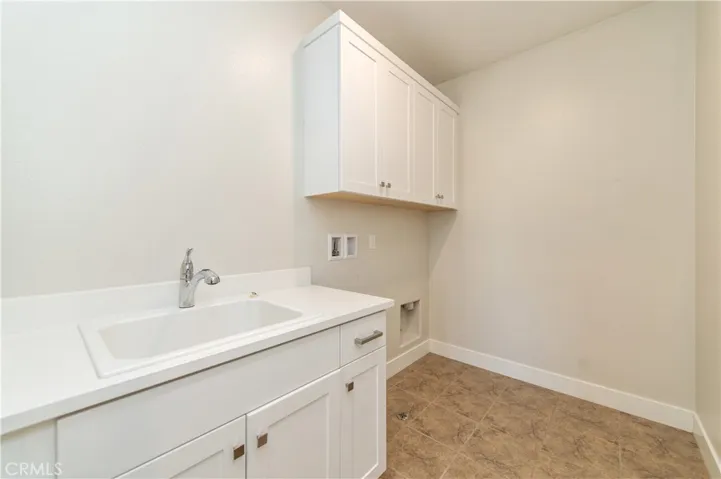 631 Cardona, Lake Forest, California 92630