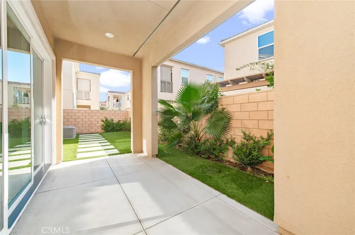 631 Cardona, Lake Forest, California 92630