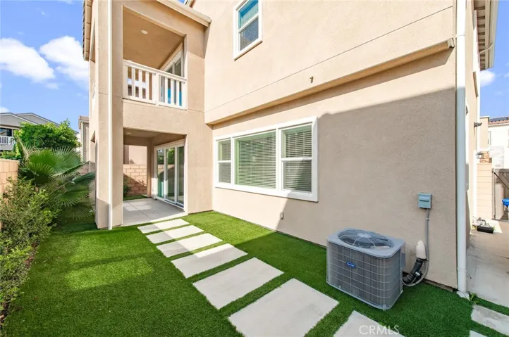 631 Cardona, Lake Forest, California 92630