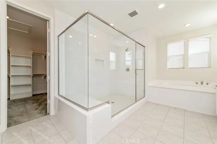 631 Cardona, Lake Forest, California 92630