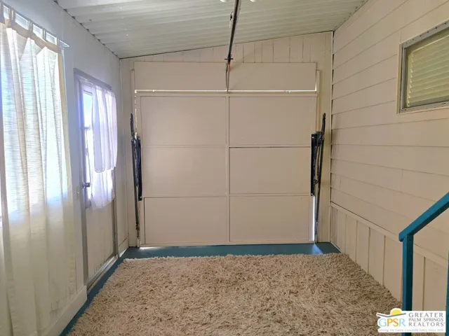 Totally Enclosed Garage