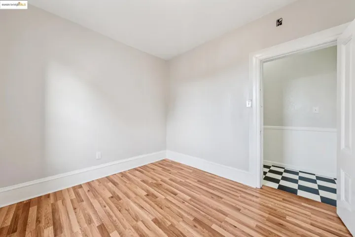 Bedroom 3 - Top Unit