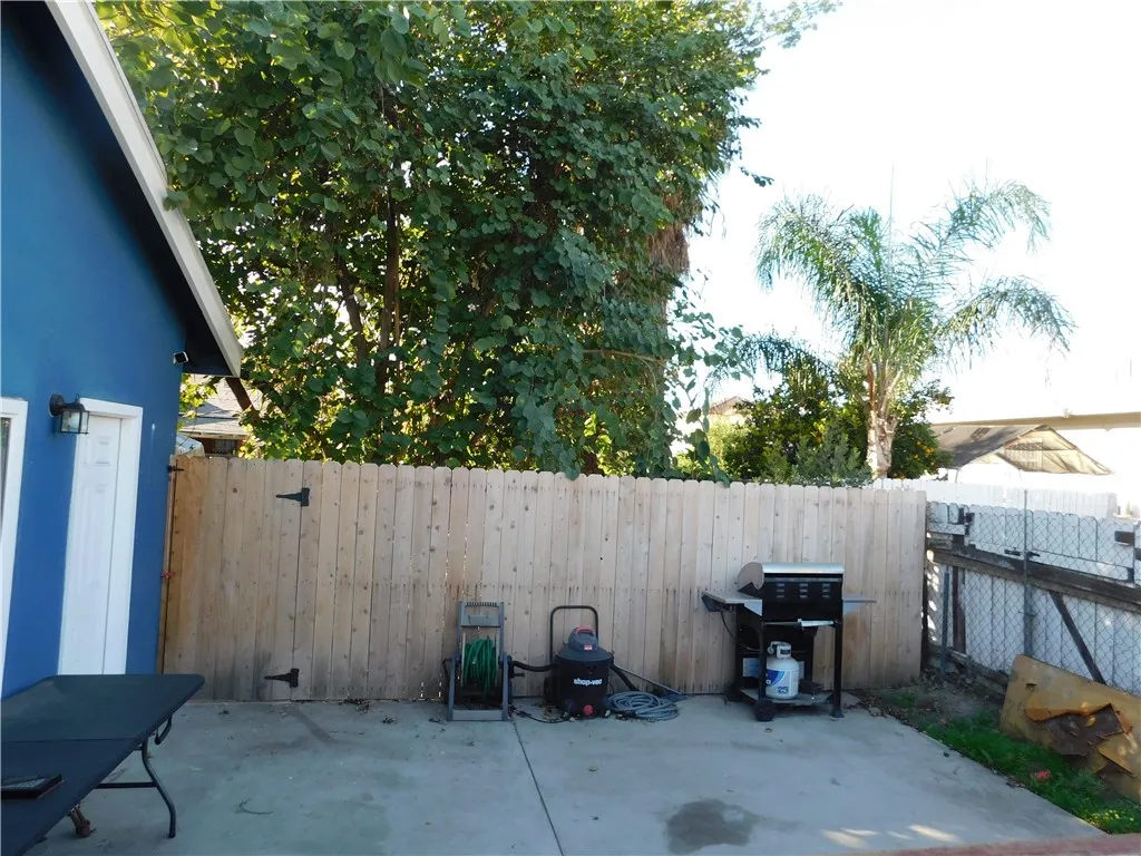 1000 N Mountain View, San Bernardino, California 92410 home-pic-31