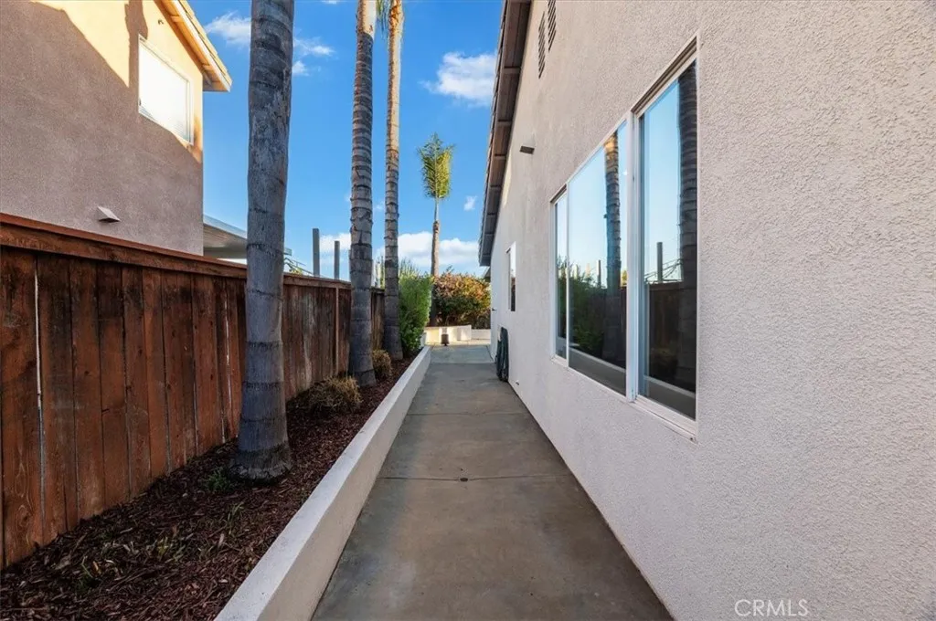 40355 Miklich, Murrieta, California 92563 home-pic-35