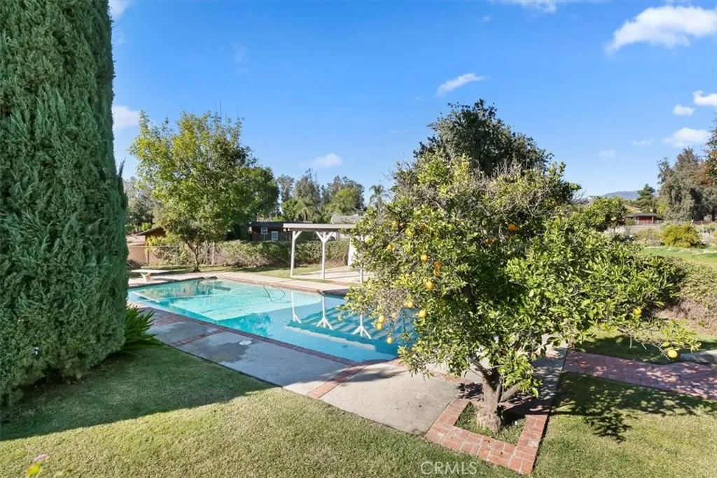7150 Clydesdale, Highland, California 92346 home-pic-62