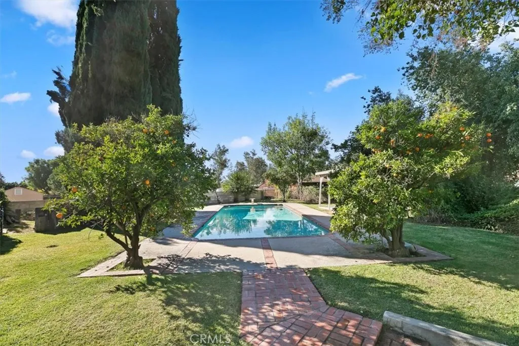 7150 Clydesdale, Highland, California 92346 home-pic-65