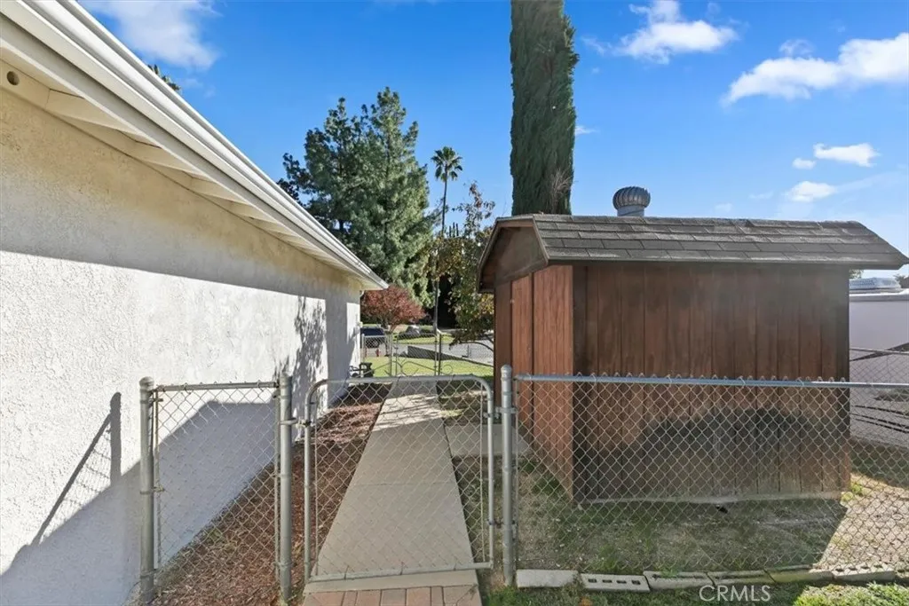 7150 Clydesdale, Highland, California 92346 home-pic-69