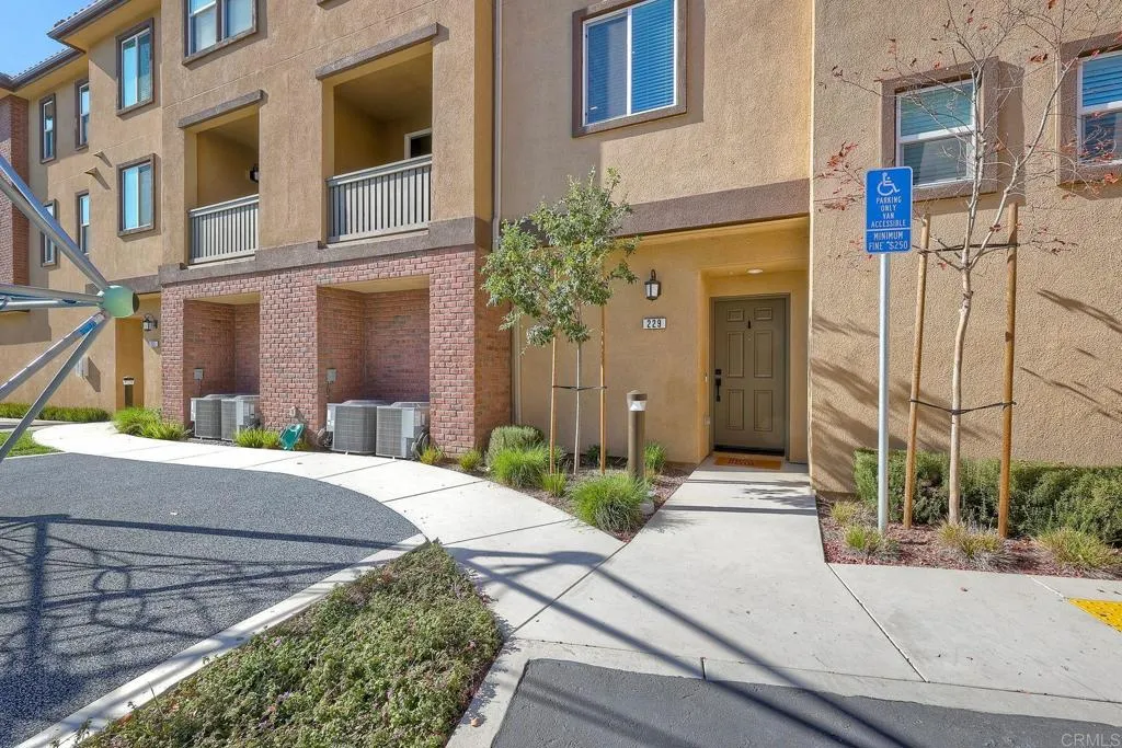 229 Mission Villas Rd., San Marcos, California 92069 home-pic-1