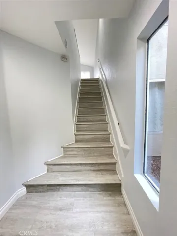 STAIRS TO LIVING AREAS