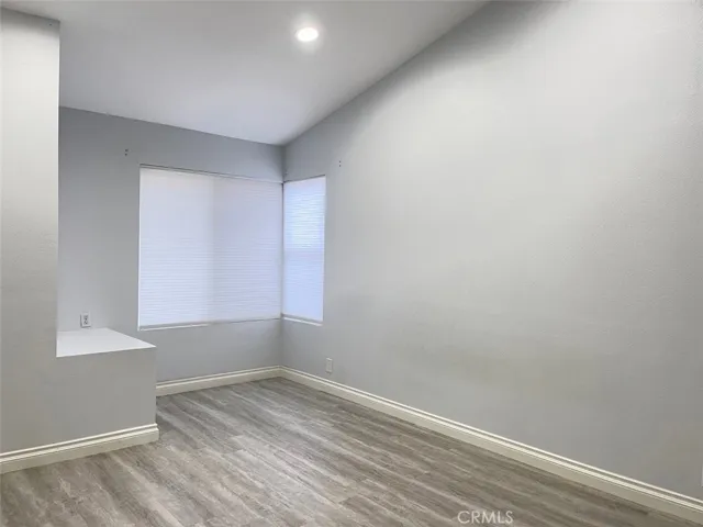 PRIMARY BEDROOM W/ ENSUITE BATH
