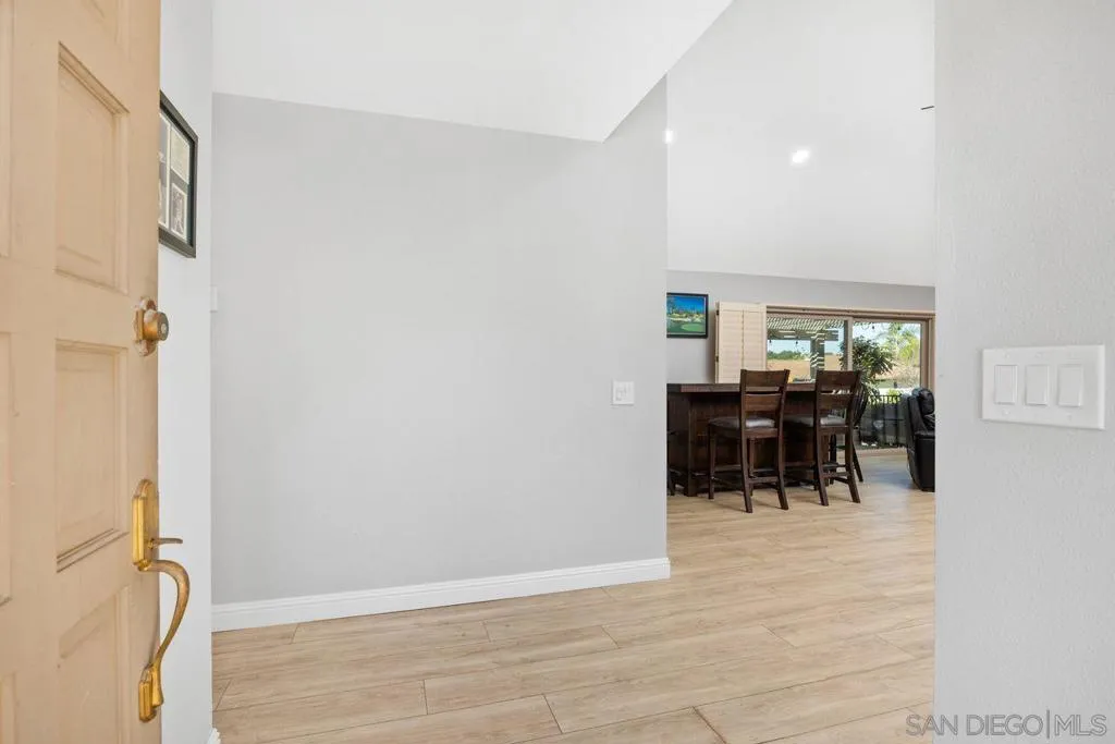 17488 Plaza Otonal, San Diego, California 92128 home-pic-5