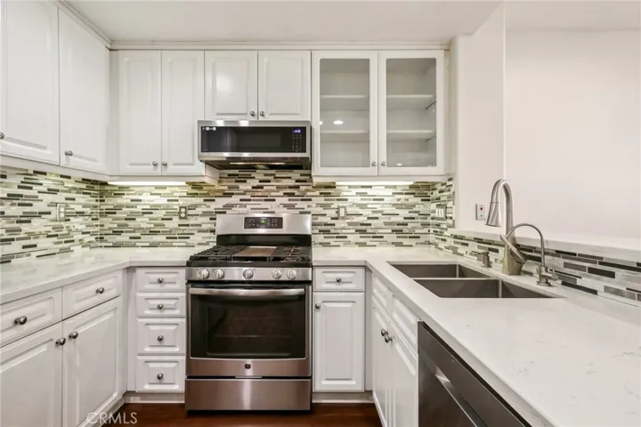 78 Dovetail, Irvine, California 92603