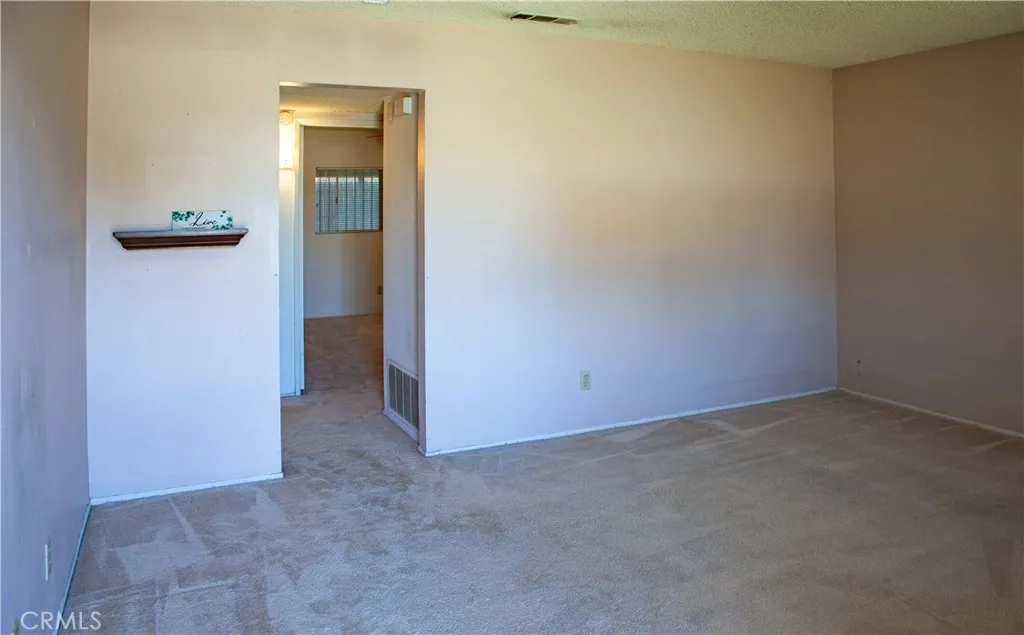 424 Tierra Baja Way, Hemet, California 92545 home-pic-10