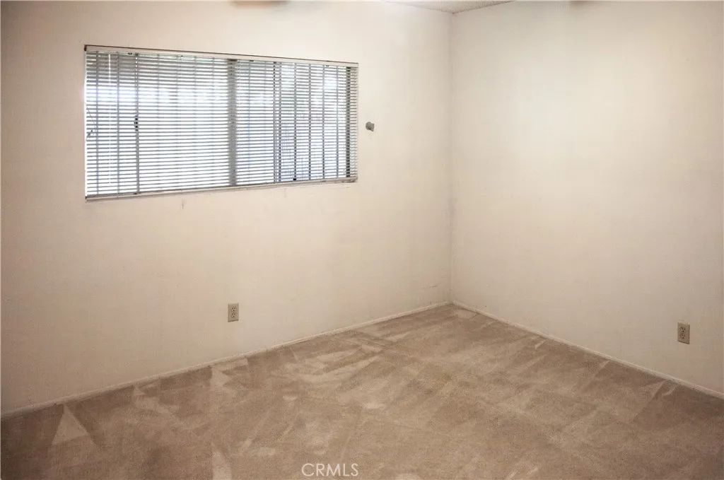 424 Tierra Baja Way, Hemet, California 92545 home-pic-16