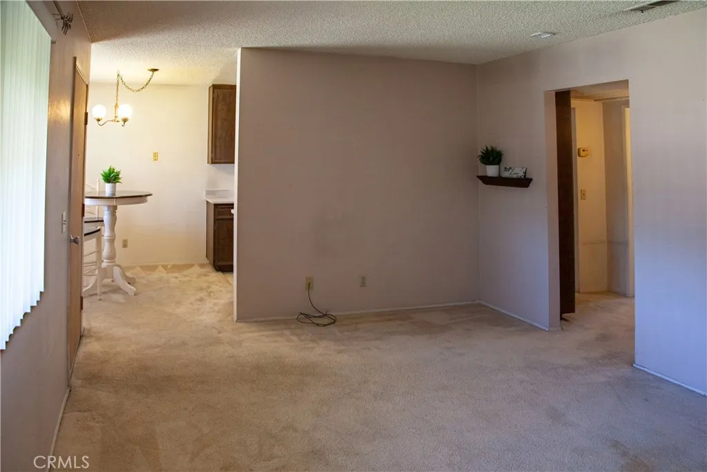 424 Tierra Baja Way, Hemet, California 92545 home-pic-11