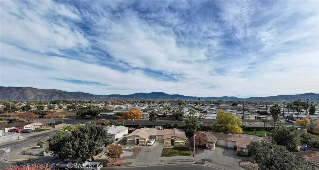 424 Tierra Baja Way, Hemet, California 92545 home-pic-28