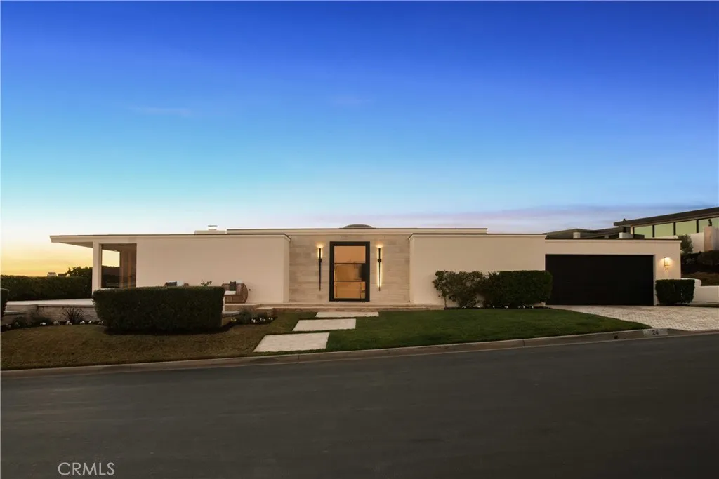 24 Monarch Bay, Dana Point, California 92629 home-pic-4