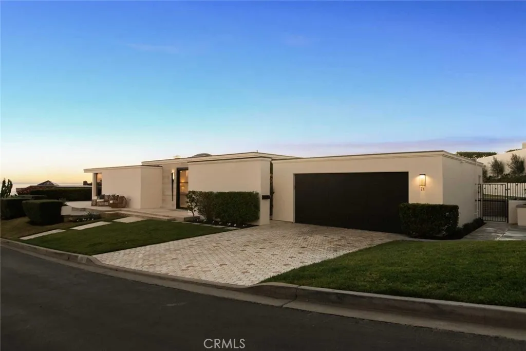 24 Monarch Bay, Dana Point, California 92629 home-pic-3