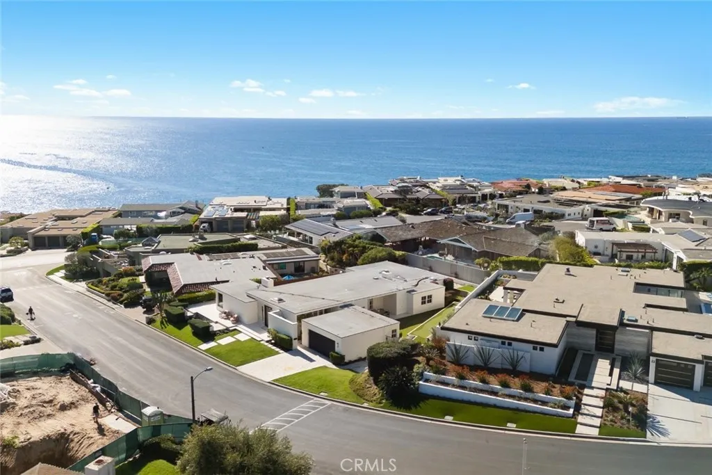 24 Monarch Bay, Dana Point, California 92629 home-pic-2
