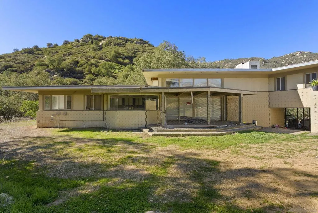26448 N Lake Wohlford Rd, Valley Center, California 92082 home-pic-5
