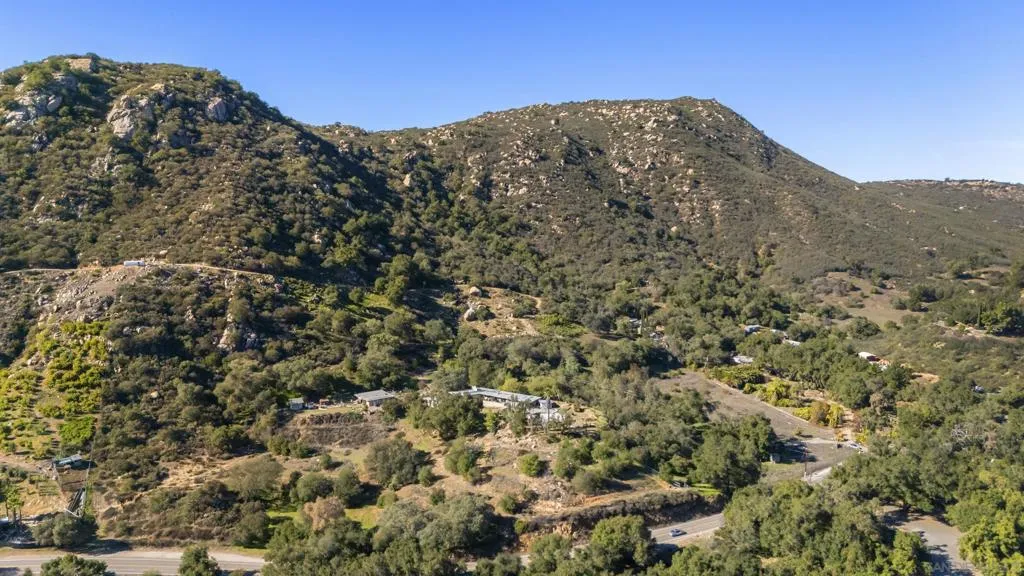 26448 N Lake Wohlford Rd, Valley Center, California 92082 home-pic-1