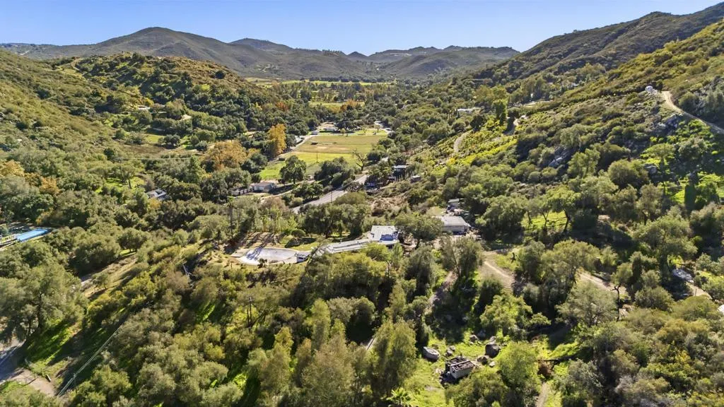 26448 N Lake Wohlford Rd, Valley Center, California 92082 home-pic-3