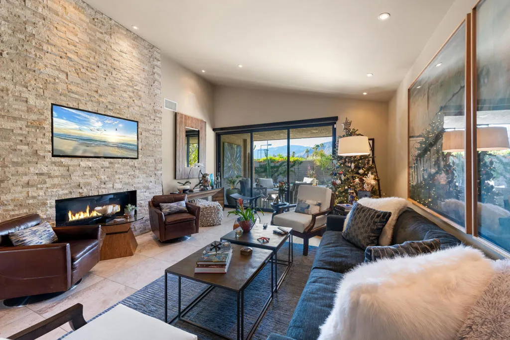 2937 Sundance Circle W, Palm Springs, California 92262 home-pic-6