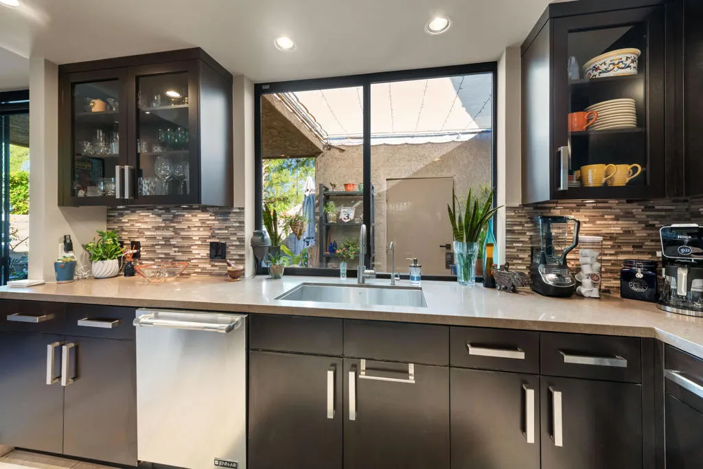 2937 Sundance Circle W, Palm Springs, California 92262 home-pic-16