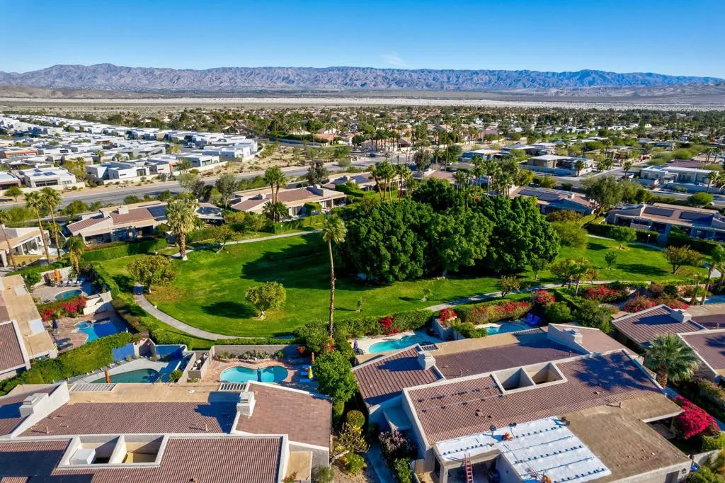 2937 Sundance Circle W, Palm Springs, California 92262 home-pic-43