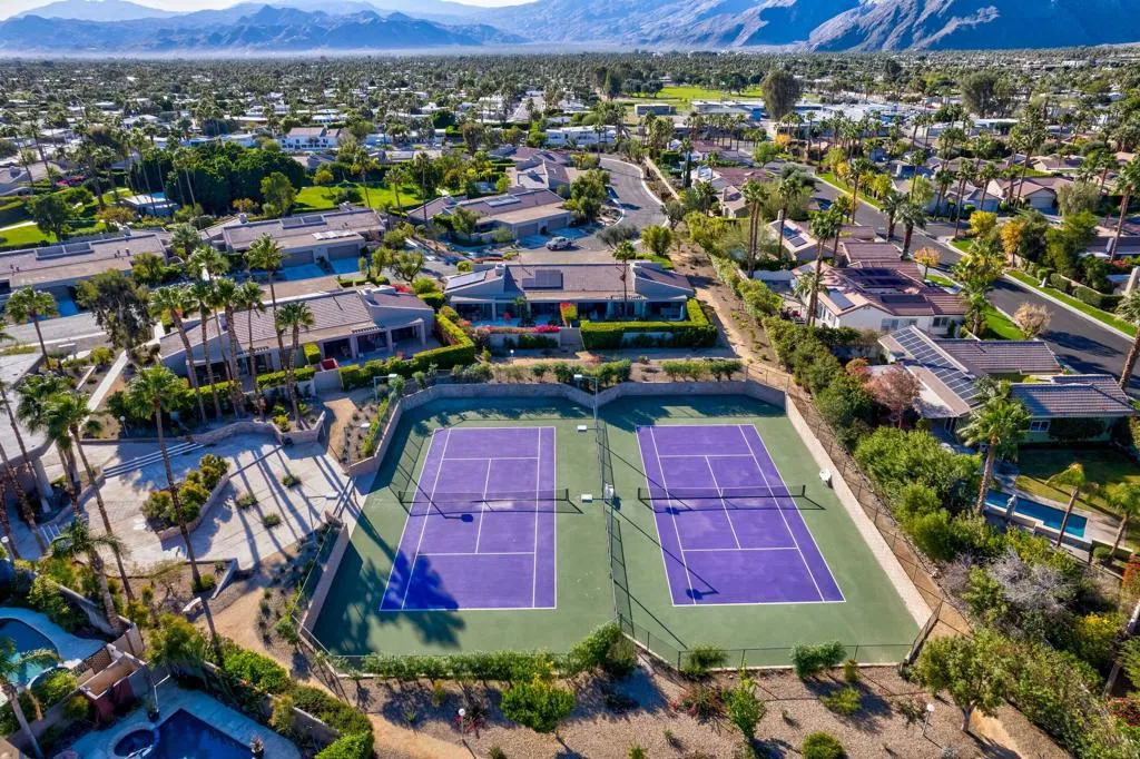 2937 Sundance Circle W, Palm Springs, California 92262 home-pic-40