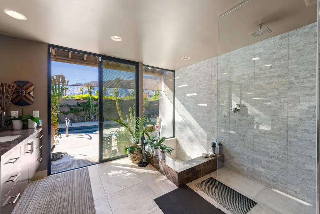 2937 Sundance Circle W, Palm Springs, California 92262 home-pic-26