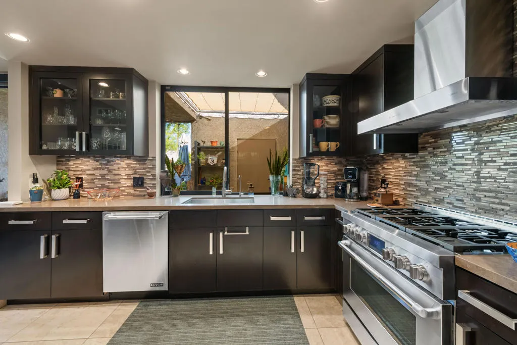 2937 Sundance Circle W, Palm Springs, California 92262 home-pic-15