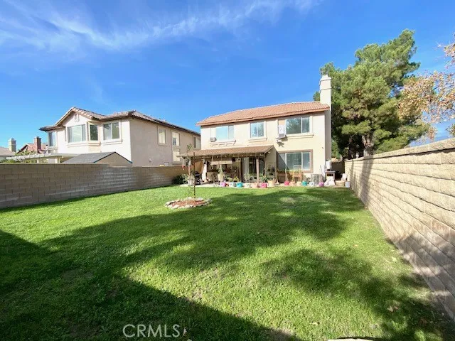 16883 Hazeltine Court, Fontana, California 92336