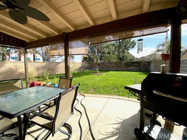 16883 Hazeltine Court, Fontana, California 92336